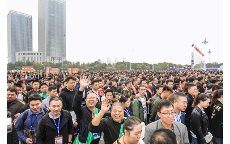 2025 年第 112 届成都糖酒会：展位告急，还没定展位的客户抓紧啦！